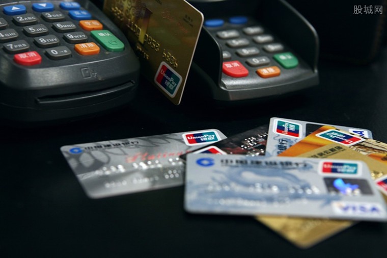 信用卡申请哪个银行的比较好？信用卡申请需要满足哪些条件？